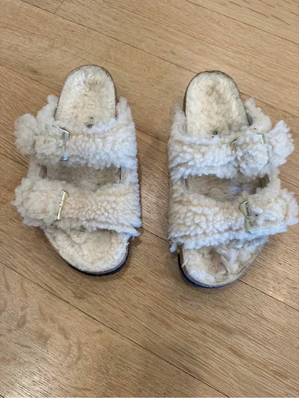 Birkenstock Kids Cream Fuzzy Two-Strap Slide Sandals
